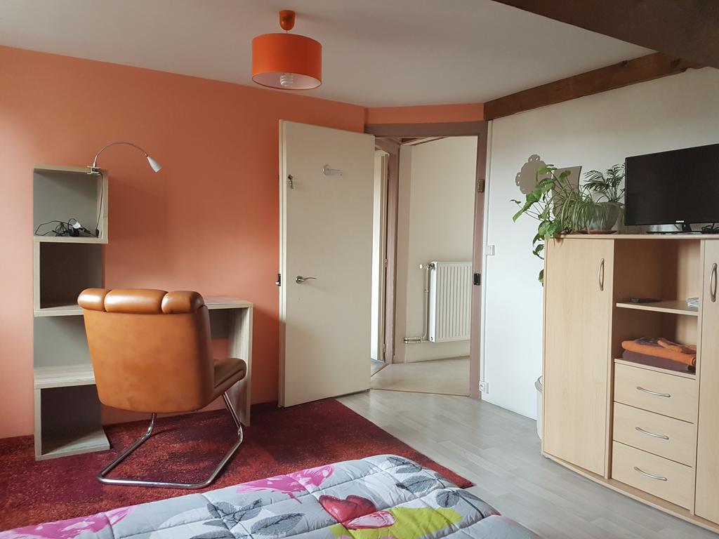La Demi-Lune Bed and Breakfast Bailleval Buitenkant foto