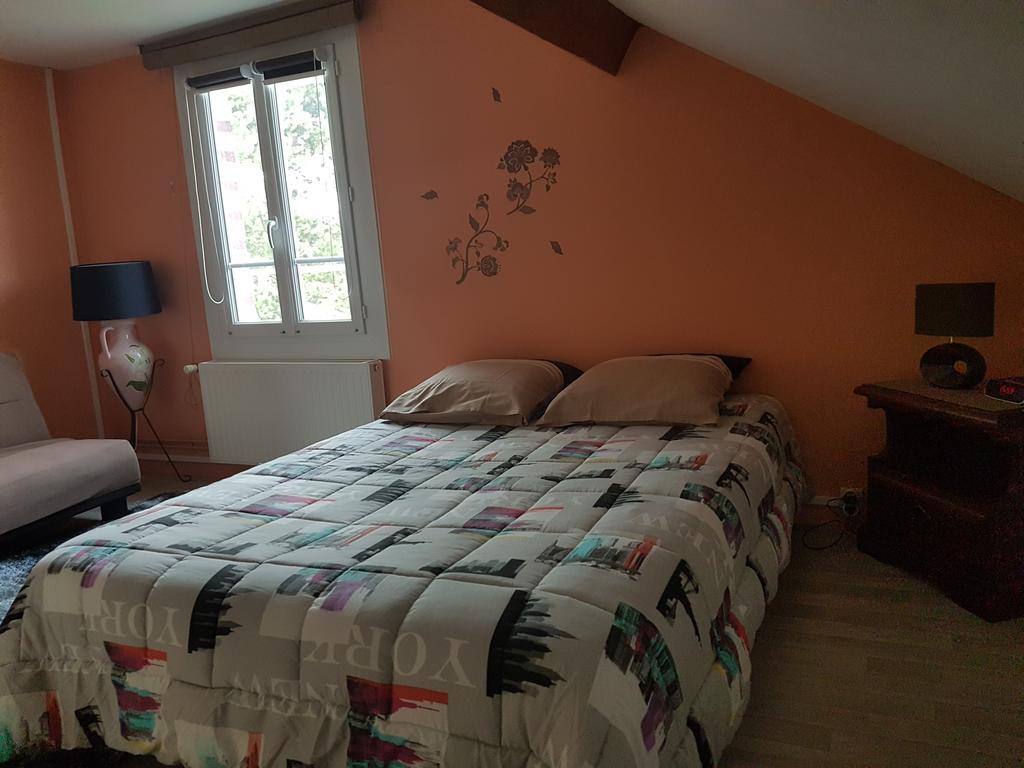 La Demi-Lune Bed and Breakfast Bailleval Buitenkant foto